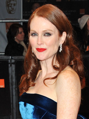 Julianne Moore showing red hair and red lips don't clash